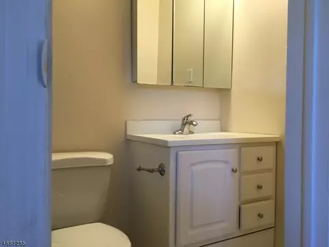 768 Springfield Ave #D1, Summit, NJ 07901 photo 13