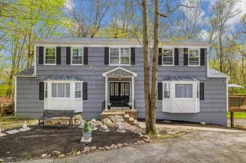 37 Kilroy Rd, Green Township, NJ 07821