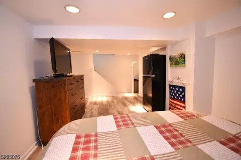 103 Elm Ave, Hackensack, NJ 07601 photo 40