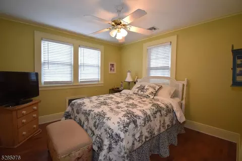 103 Elm Ave, Hackensack, NJ 07601 photo 33