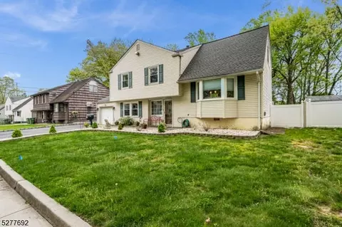 23 Meyer Rd, Edison, NJ 08817 photo 2
