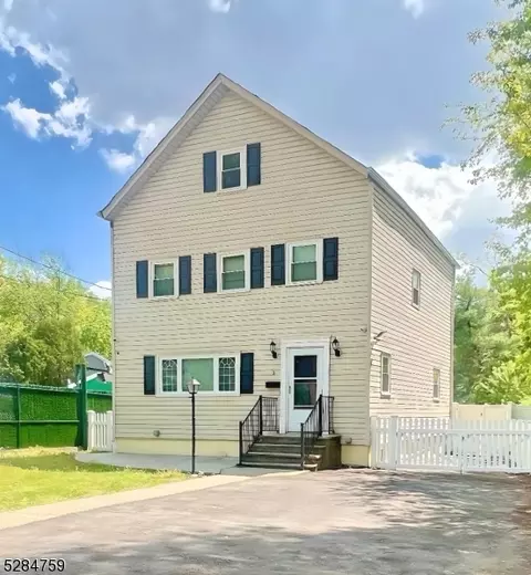 2 Copper Pl, Belleville, NJ 07109
