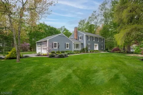 2 Walnut Cir, Bernards, NJ 07920 photo 2