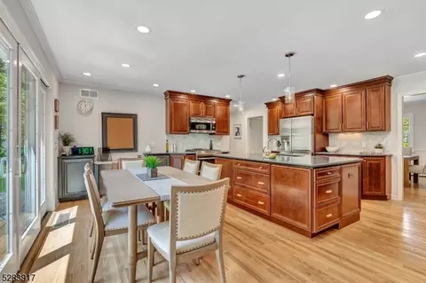 2 Walnut Cir, Bernards, NJ 07920 photo 6
