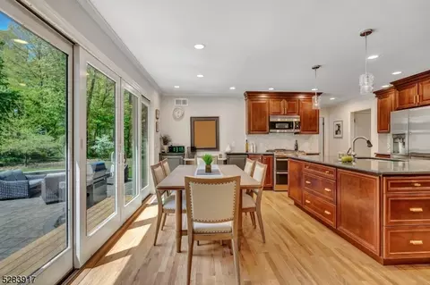 2 Walnut Cir, Bernards, NJ 07920 photo 8