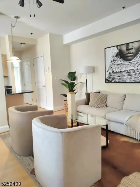 70 S Munn Ave #1010, East Orange, NJ 07018