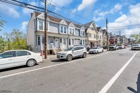 235 12 Garside St, Newark, NJ 07104