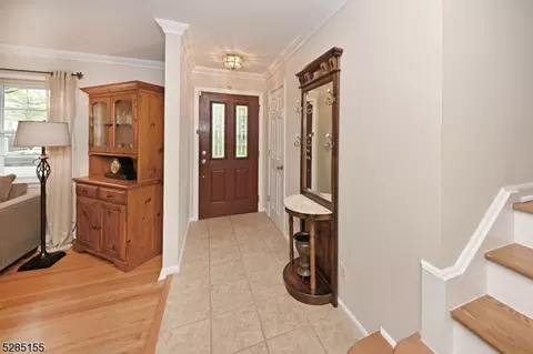 287 Spencer Pl, Paramus, NJ 07652 photo 12