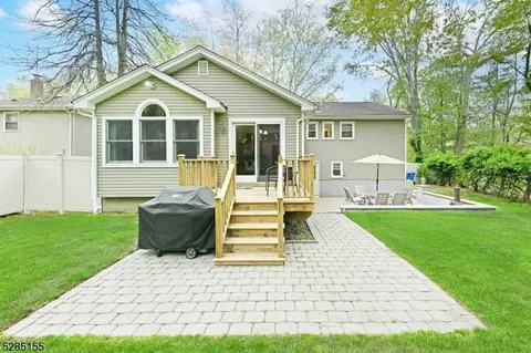 287 Spencer Pl, Paramus, NJ 07652 photo 27