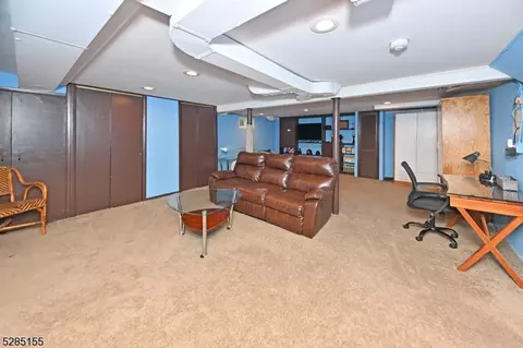 287 Spencer Pl, Paramus, NJ 07652 photo 26