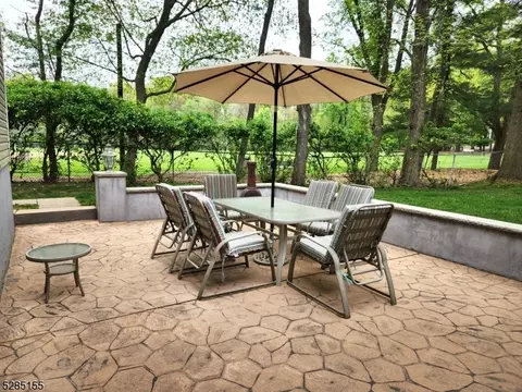 287 Spencer Pl, Paramus, NJ 07652 photo 34