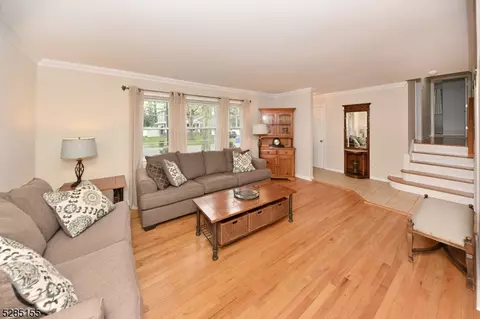 287 Spencer Pl, Paramus, NJ 07652 photo 14
