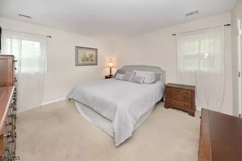 287 Spencer Pl, Paramus, NJ 07652 photo 17