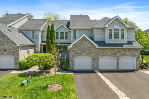 1402 Taggert Dr #1402, Belle Mead, NJ 08502