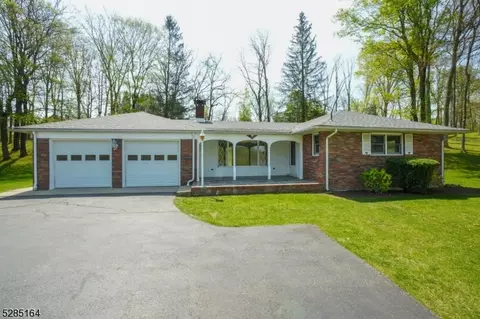 38 Buttzville Rd, White, NJ 07863