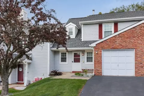223 Haworth Pl, Franklin Twp, NJ 08873