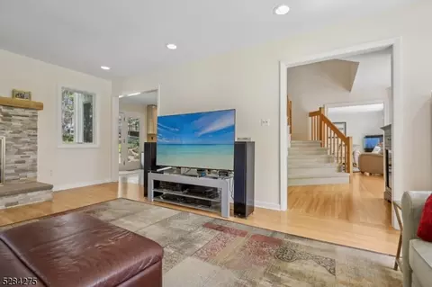 26 Drake Ct, Randolph, NJ 07869 photo 15