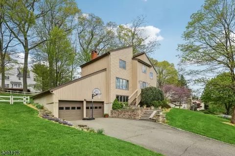 26 Drake Ct, Randolph, NJ 07869