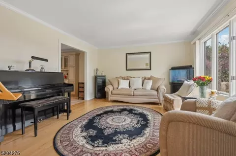 26 Drake Ct, Randolph, NJ 07869 photo 6