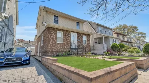 129 Chester Ave, Bloomfield, NJ 07003