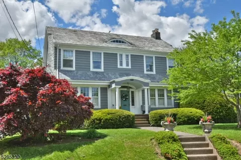 660 Lincoln Ave, Hawthorne, NJ 07506