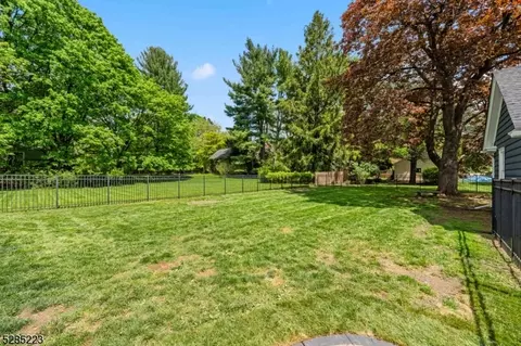 1077 Hillside Ave, Plainfield, NJ 07060 photo 31
