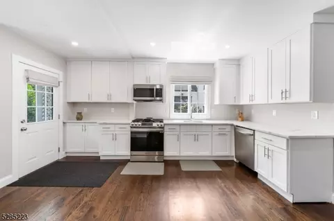 1077 Hillside Ave, Plainfield, NJ 07060 photo 13