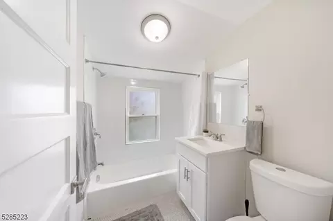 1077 Hillside Ave, Plainfield, NJ 07060 photo 25