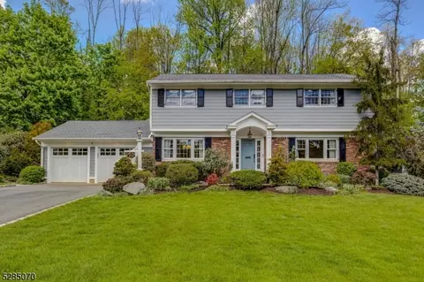 354 Orenda Cir, Westfield, NJ 07090