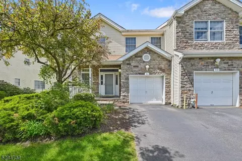 96 Jillian Blvd, Parsippany-troy Hills Twp, NJ 07054