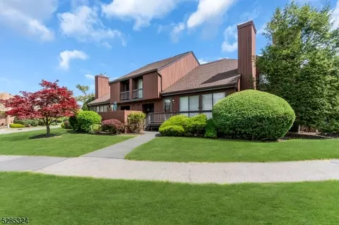 57 Taurus Drive 2c #2C, Hillsborough, NJ 08844
