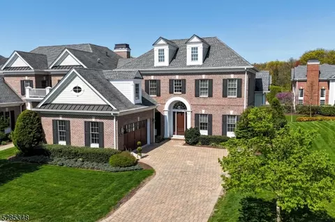 105 Cortland Dr, Saddle River, NJ 07458