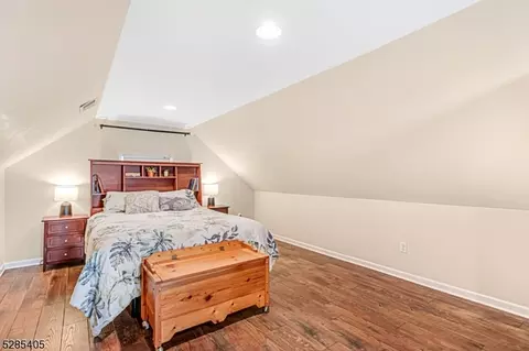 412 Giles Ave, Middlesex, NJ 08846 photo 16