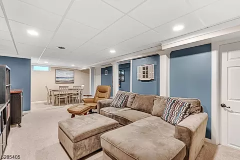 412 Giles Ave, Middlesex, NJ 08846 photo 18