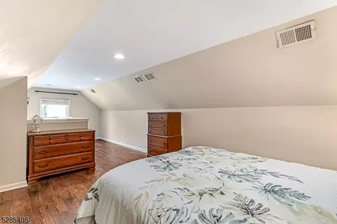 412 Giles Ave, Middlesex, NJ 08846 photo 15