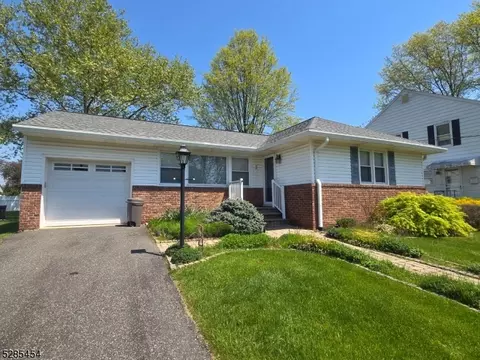 5 Imperial Dr, Somerville, NJ 08876