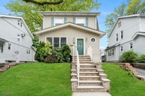 95 Davis Ave, Bloomfield, NJ 07003 photo 2