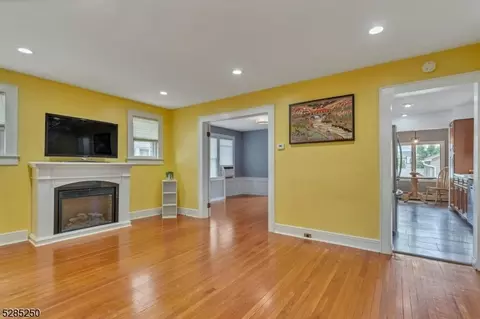 95 Davis Ave, Bloomfield, NJ 07003 photo 7