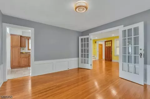 95 Davis Ave, Bloomfield, NJ 07003 photo 10