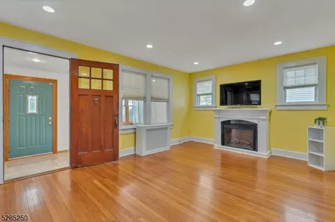 95 Davis Ave, Bloomfield, NJ 07003 photo 8