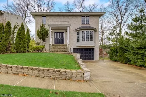 50 Roosevelt Ave, Hasbrouck Heights, NJ 07604
