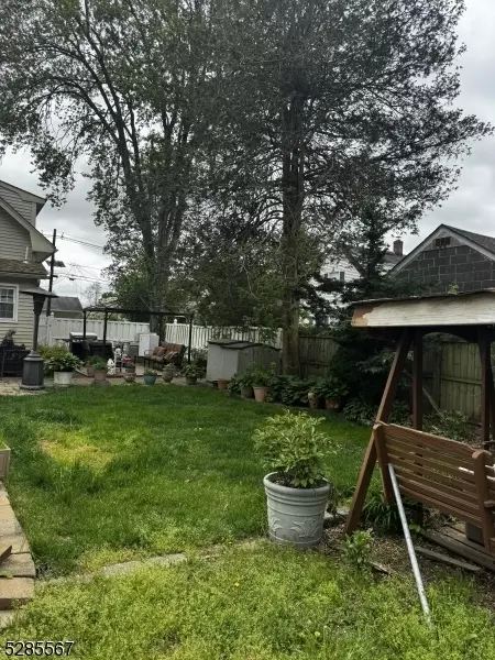 641 Lorraine Ave, Middlesex, NJ 08846 photo 8