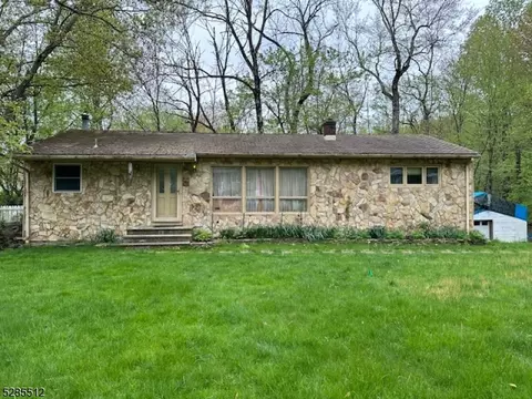 117 Cayuga Ave, Rockaway, NJ 07866