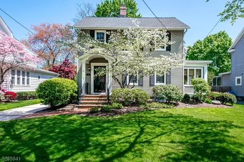 26 Home St, Metuchen, NJ 08840