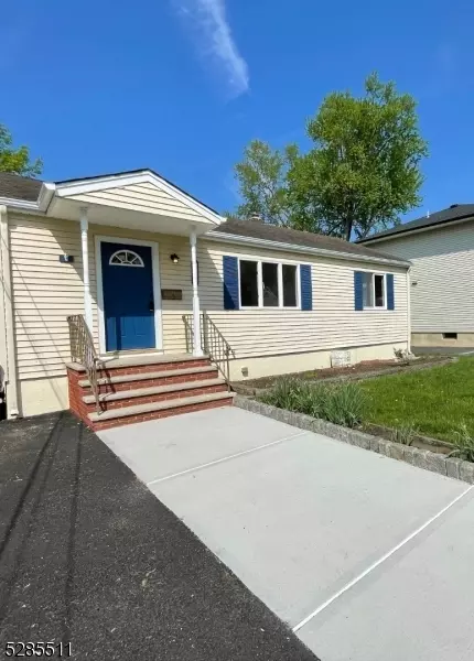 172 Pine St, Pompton Lakes, NJ 07442