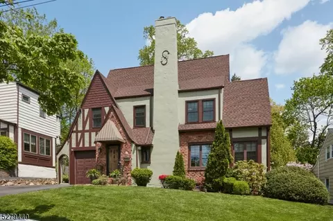 11 New England Rd, Maplewood, NJ 07040