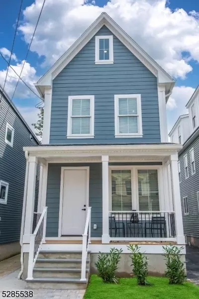 13 Wheeler St, Montclair, NJ 07042
