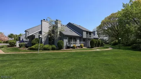 171 Linda Ln, Edison, NJ 08820