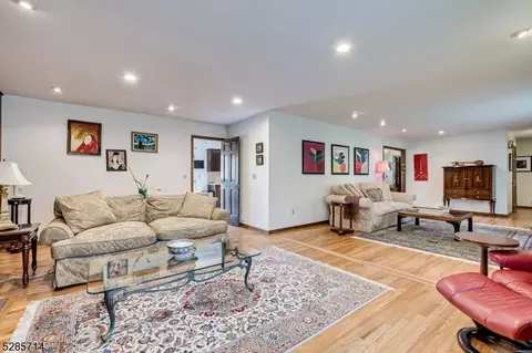 53 Platz Dr, Montgomery, NJ 08558 photo 11