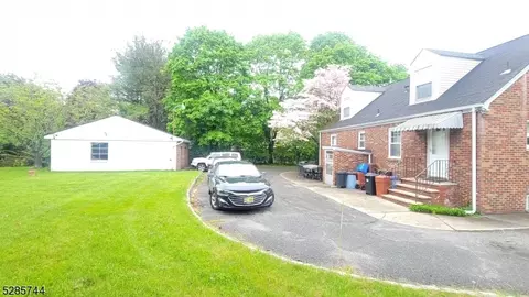1635 Ratzer Rd, Wayne, NJ 07470 photo 3